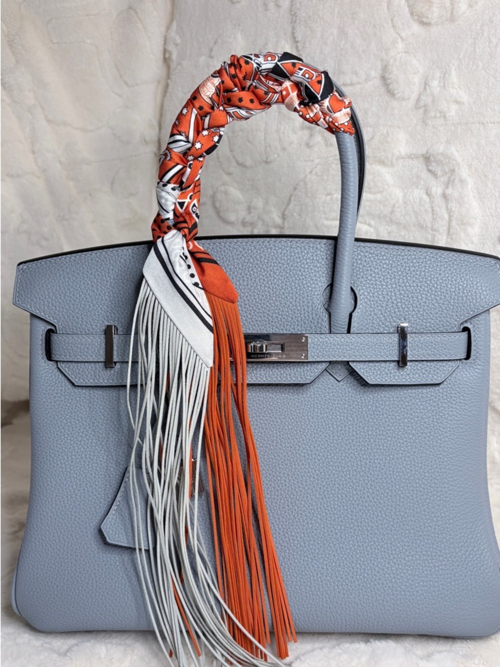 Trendy Fringe Handbag Wraps in Orange and Gray Fringe - Picture 4 of 8